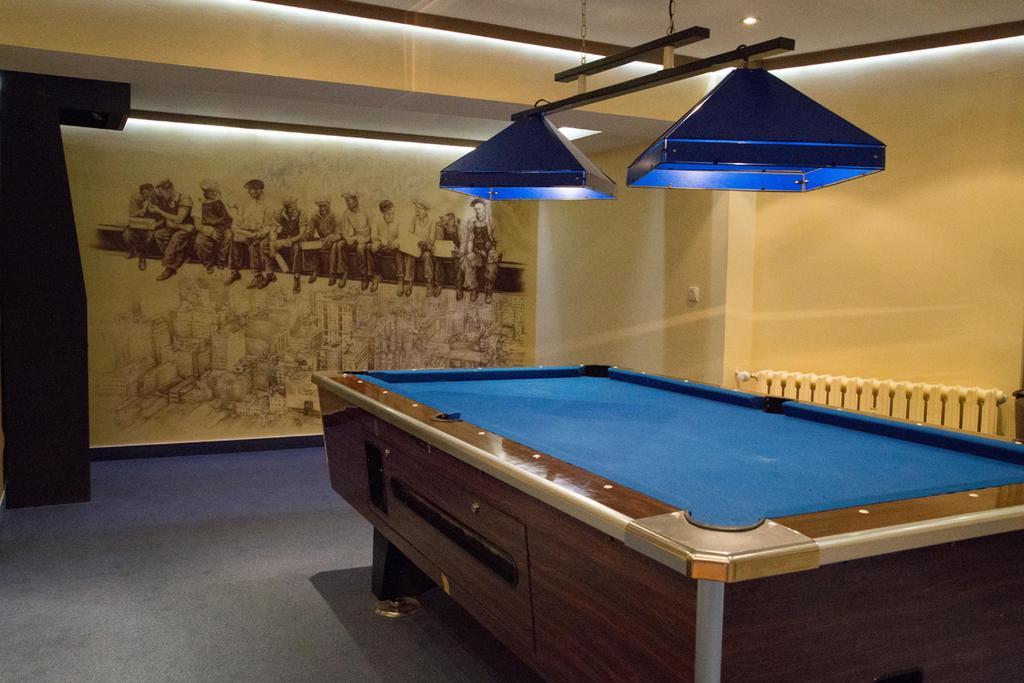 Hotel Reifenstein Kleinbartloff Экстерьер фото